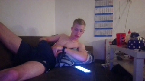 hornytwink99xxx  21-10-2022